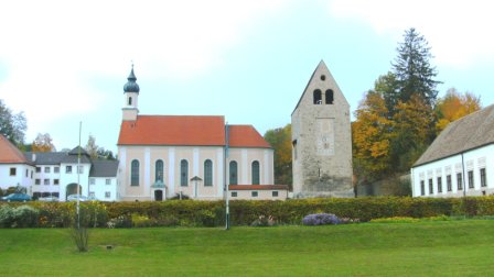 Pfarrkirche St.Johann Baptist mit Römerturm